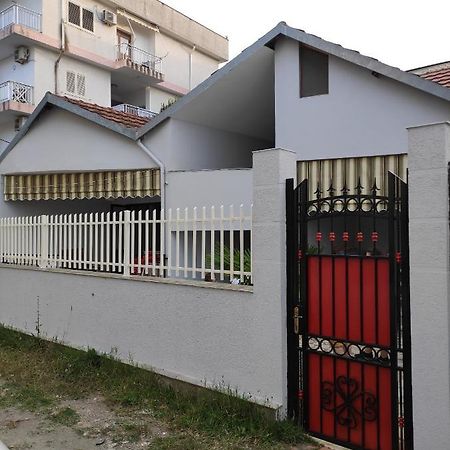 Klea Rooms Velipojë Екстериор снимка